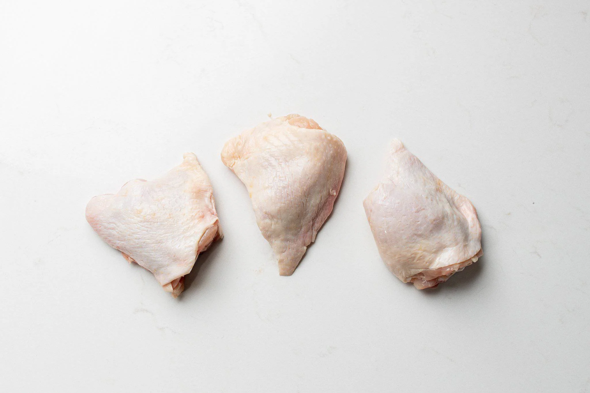 Chicken Thighs Bone In - Image 3