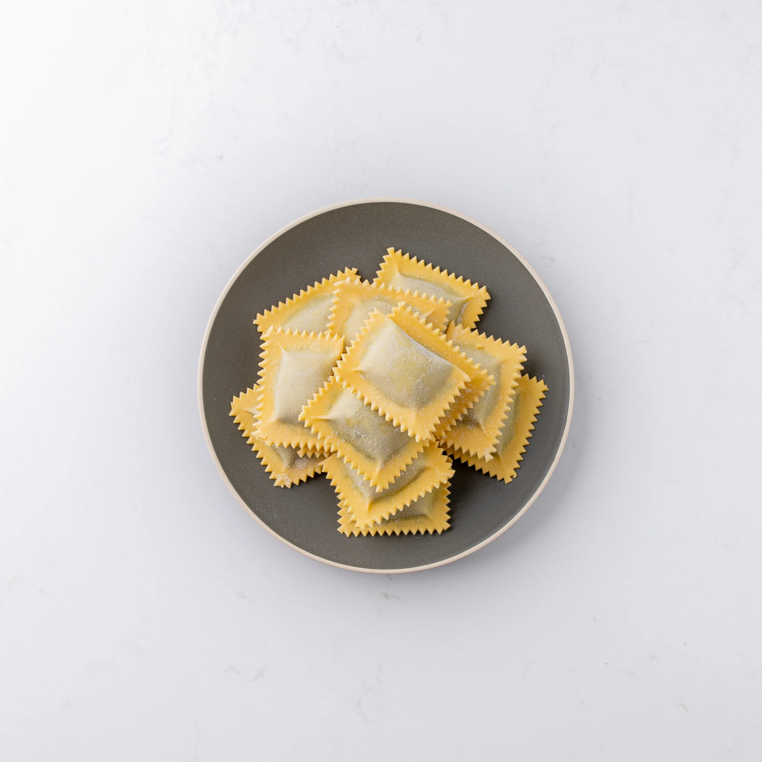 Classic Spinach and Ricotta Ravioli - Image 3